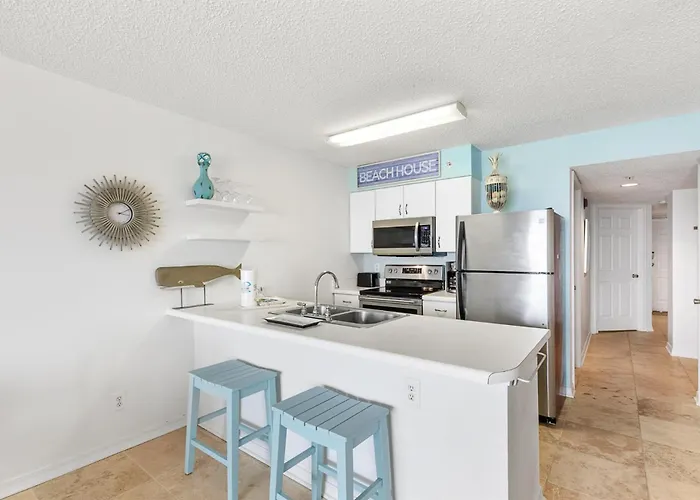 Royal Palms 604 *