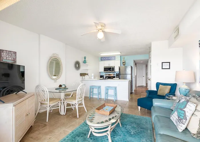 Royal Palms 604